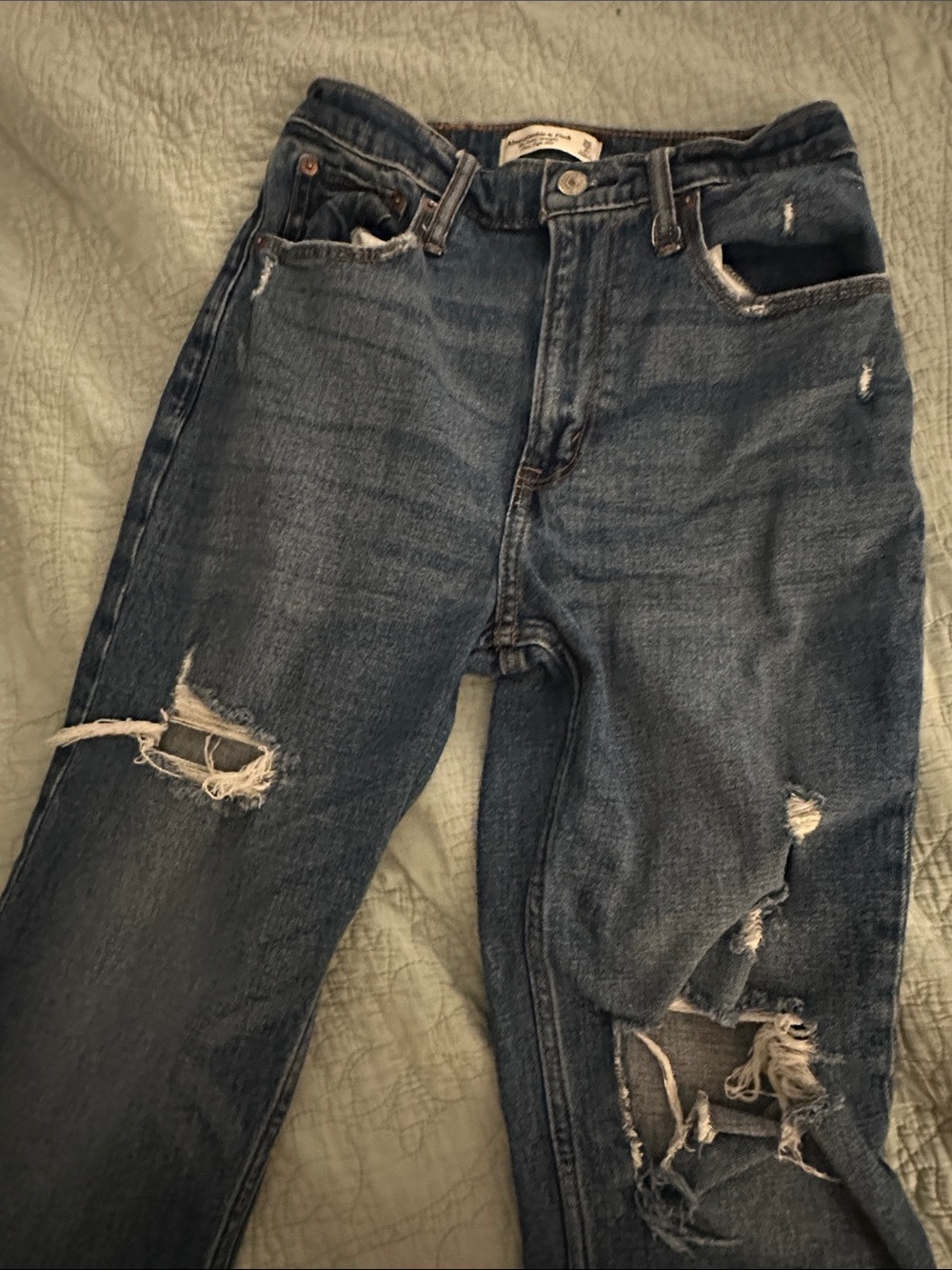 Abercrombie & Fitch Women's High-Rise Distressed Dark Blue Jeans